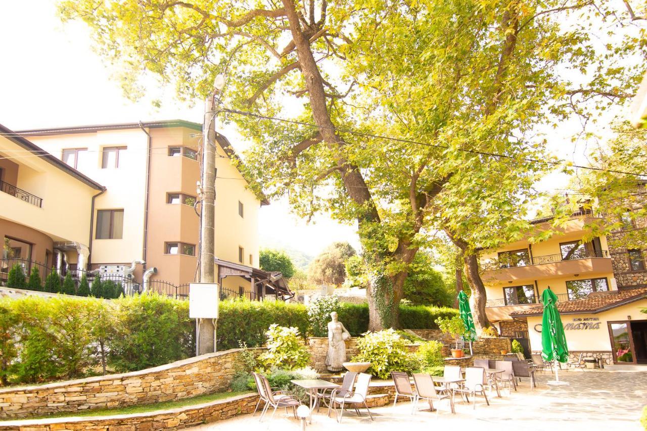 Eco Hotel Momata Kolarovo Bagian luar foto