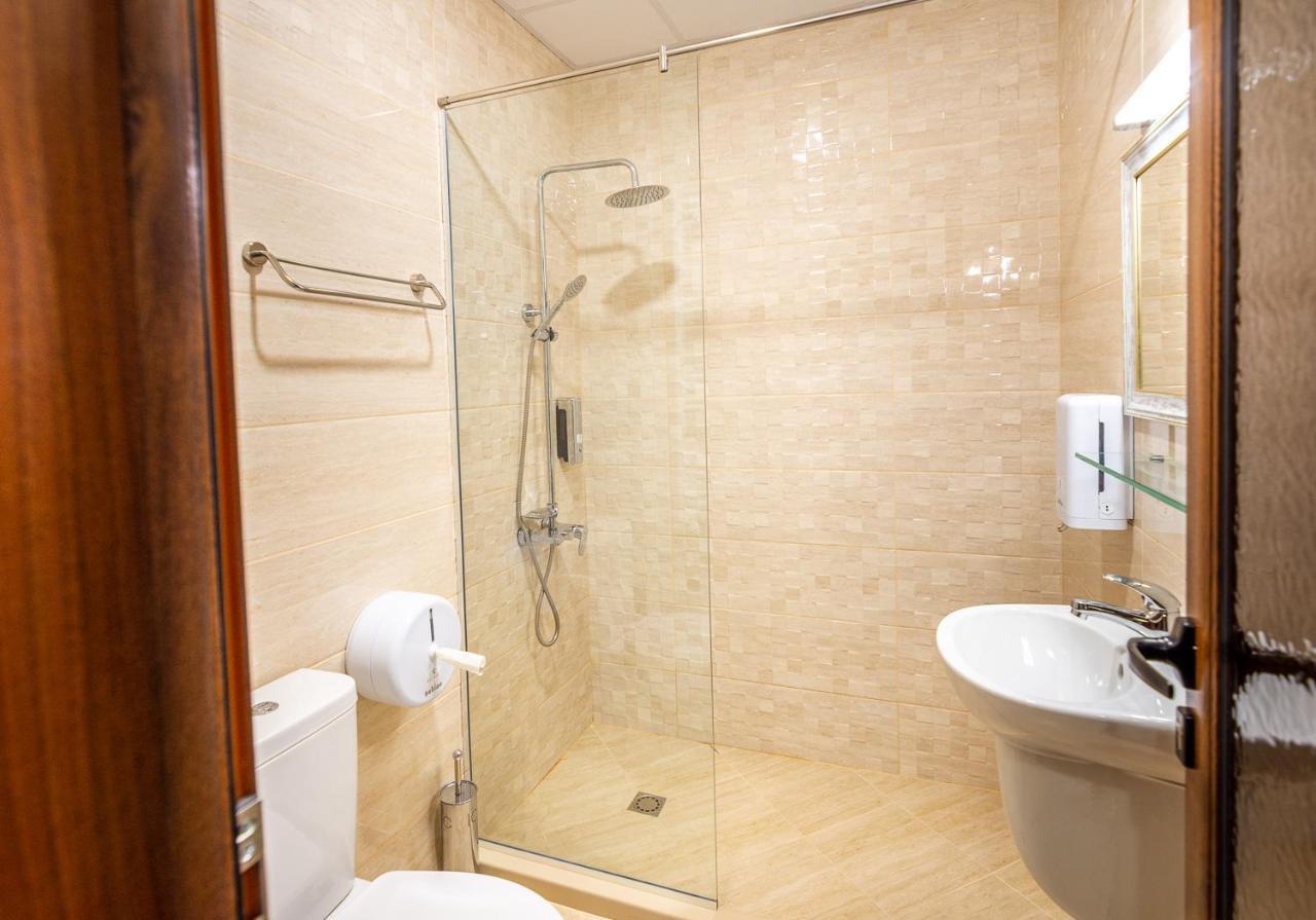 Eco Hotel Momata Kolarovo Bagian luar foto
