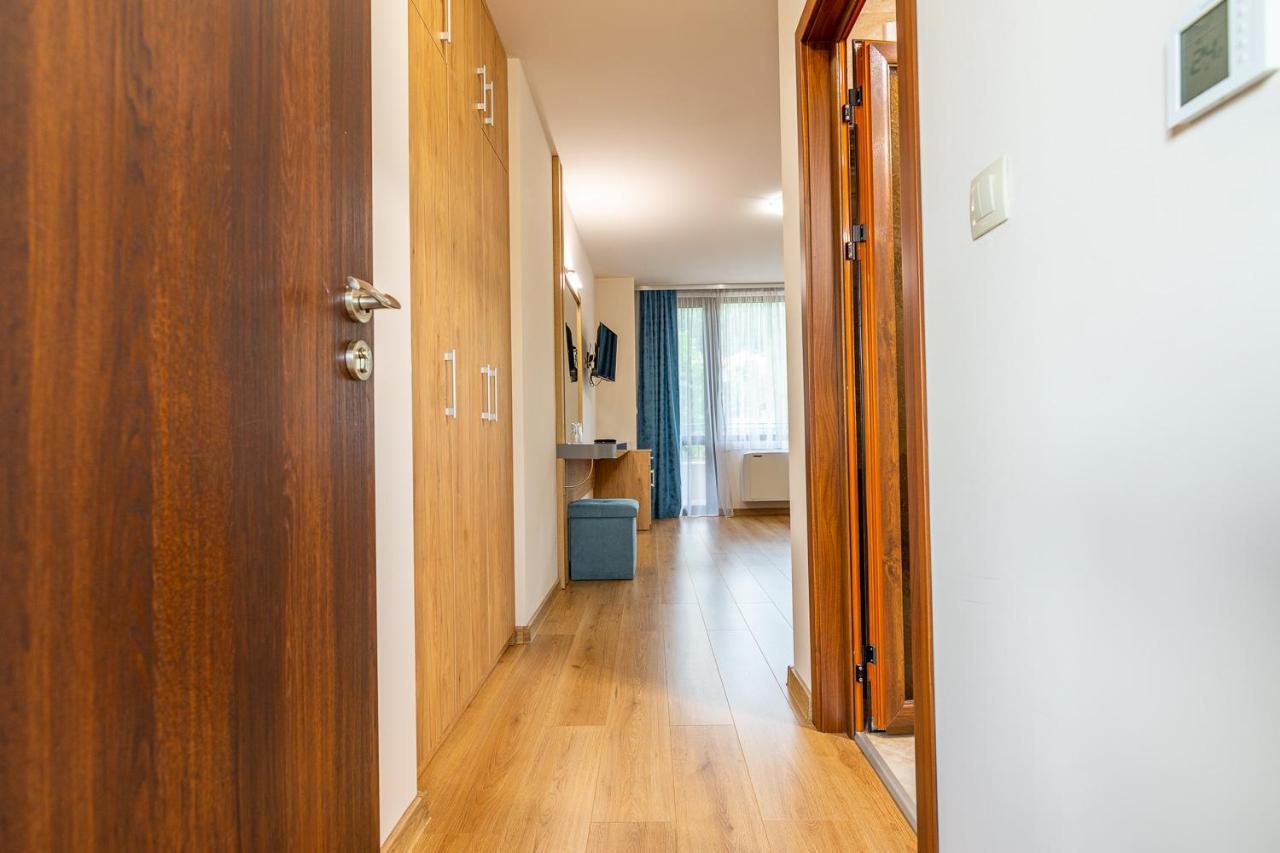 Eco Hotel Momata Kolarovo Bagian luar foto