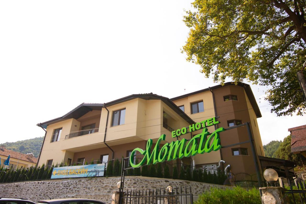 Eco Hotel Momata Kolarovo Bagian luar foto
