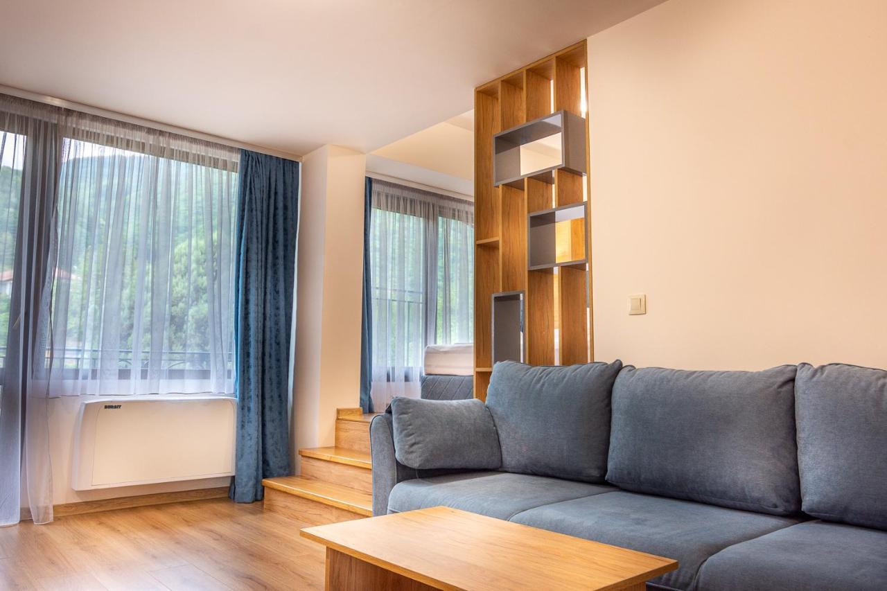 Eco Hotel Momata Kolarovo Bagian luar foto