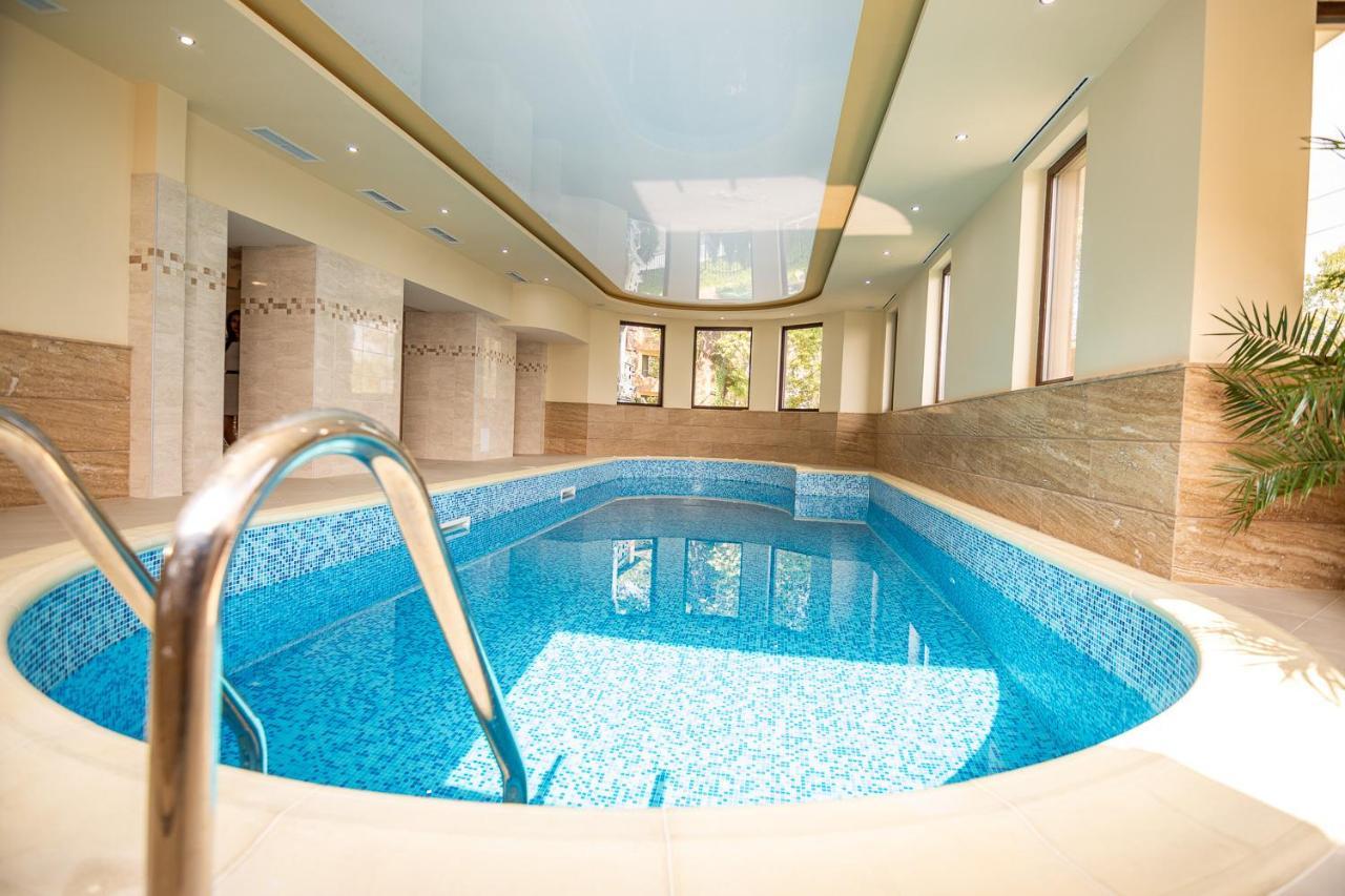 Eco Hotel Momata Kolarovo Bagian luar foto