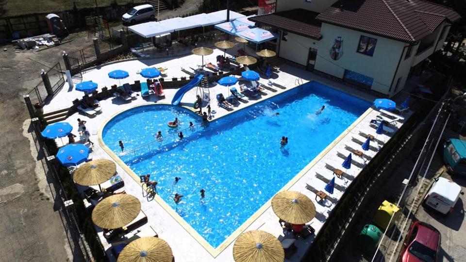 Eco Hotel Momata Kolarovo Bagian luar foto